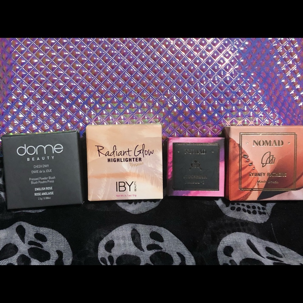 Random 4-pz Makeup Lot